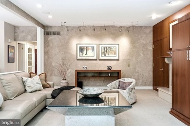 An extraordinary custom estate tucked away on a quiet cul-de-sac - photo 31