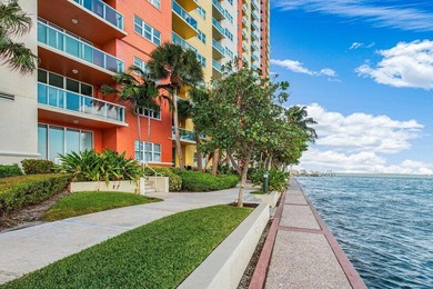 Beautifully updated 3rd floor unit. Gorgeous Intracoastal views - photo 46
