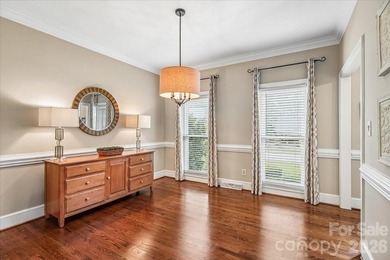 Beautiful full brick home in the desirable Berkeley community - photo 8