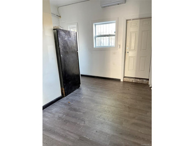 Investor's dream at 201 N Main St Unit #A Freeport! This - photo 8