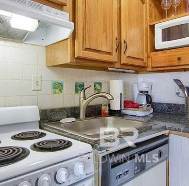Exceptional Gulf-view studio located in the Royal Gulf Beach & - photo 10