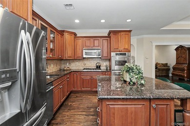 Stunning Valencia Ranch Villa located in The Greens at Half - photo 7