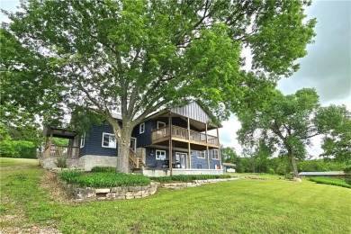 Lake Home For Sale in Berryville, Arkansas
