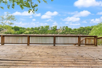 Herrington Lake!!! This lake home has it all! Two covered - photo 11
