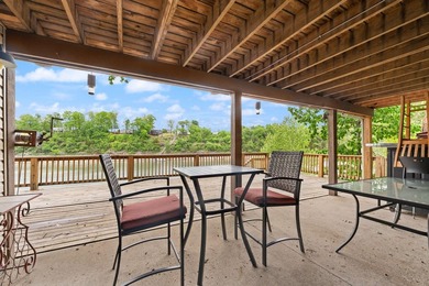 Herrington Lake!!! This lake home has it all! Two covered - photo 20