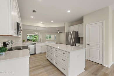 Stunning, fully-renovated Lilac 2 Bed 2 Bath Flex room, Carolina - photo 4