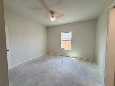 Welcome to 8174 Luz de Luna, a beautifully designed home - photo 11