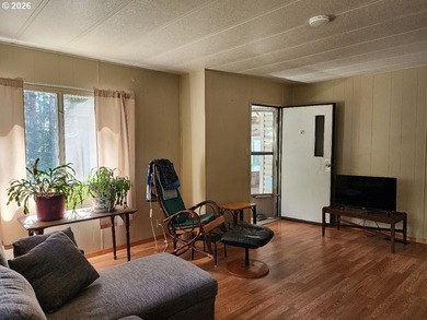 Tucked away on a private road in a charming coastal Oregon town - photo 12