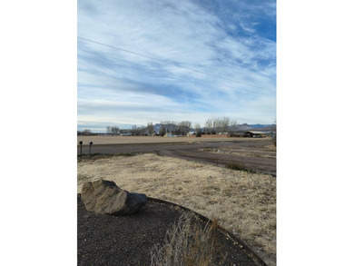 Live out in the country on this pristeen 5 acre tract of clean