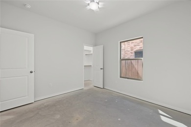Welcome to 8174 Luz de Luna, a beautifully designed home - photo 28