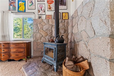 Charming Gambrel architectural home & bonus Gambrel addition - photo 28