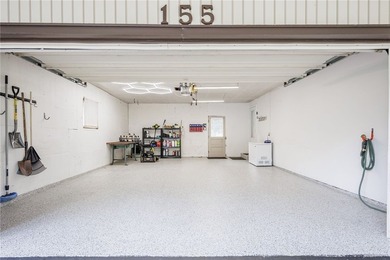 Welcome home to this beautifully maintained 3-bedroom - photo 31
