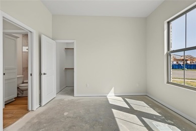 Welcome to 8174 Luz de Luna, a beautifully designed home - photo 32