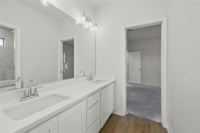 Welcome to 8174 Luz de Luna, a beautifully designed home - photo 34