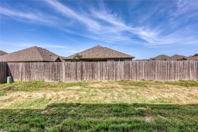 Welcome to 8174 Luz de Luna, a beautifully designed home - photo 37