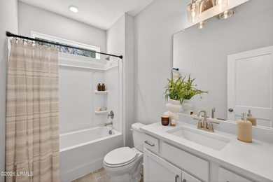 NEW PRICE $469,990 - MOVE-IN READY!! The 'Amelia' is a three - photo 11