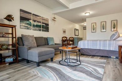 Excellent renovated studio unit located in the sweet spot of - photo 13