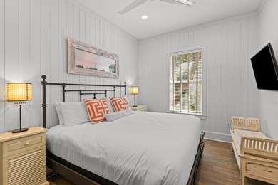 Charming Vintage Cottage & Carriage House in Historic Old - photo 14