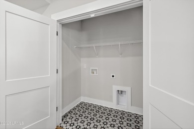 NEW PRICE $469,990 - MOVE-IN READY!! The 'Amelia' is a three - photo 15