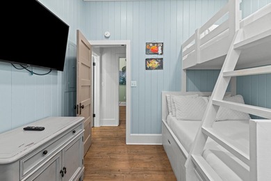 Charming Vintage Cottage & Carriage House in Historic Old - photo 18