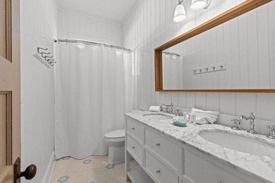 Charming Vintage Cottage & Carriage House in Historic Old - photo 19