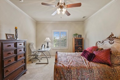 Welcome to 2021 Kings Pass, an exquisite luxury residence - photo 21