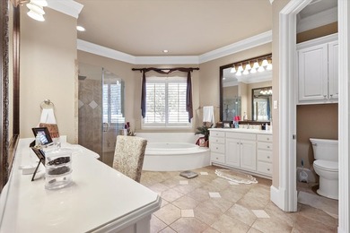 Welcome to 2021 Kings Pass, an exquisite luxury residence - photo 22