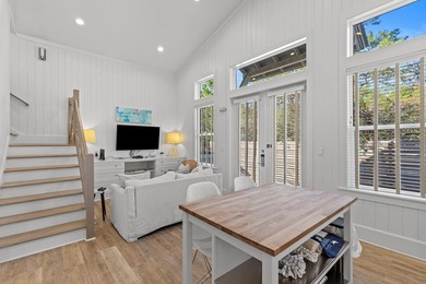 Charming Vintage Cottage & Carriage House in Historic Old - photo 24