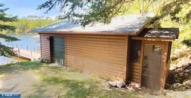 This exceptionally well maintained Lake Vermilion home sports - photo 33