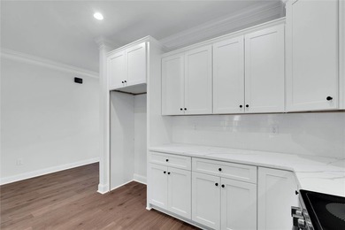 Welcome Home! This brand-new 4-bedroom, 3.5-bath home, expertly - photo 7