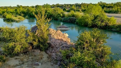 (private lake, pond, creek) Lot For Sale in Llano Texas