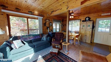 Looking for privacy? This furnished fishing, hunting, and family - photo 14