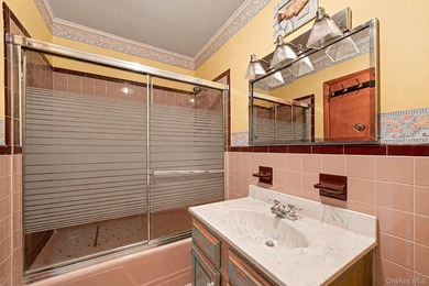 Welcome to Patchogue Shores! Nestled on a quiet, no through - photo 17