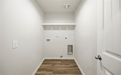 Welcome to 2709 Excelsior Blvd., a beautifully maintained - photo 18