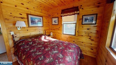 Looking for privacy? This furnished fishing, hunting, and family - photo 18
