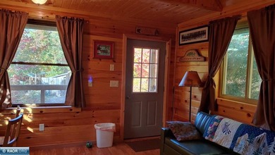 Looking for privacy? This furnished fishing, hunting, and family - photo 30