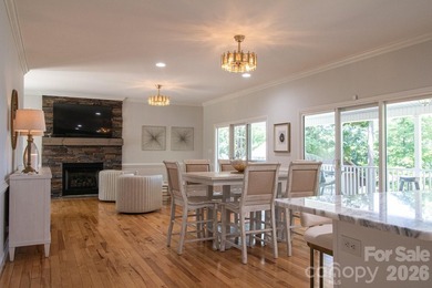 Gorgeous lake front home situated on 200 feet of shoreline - photo 14