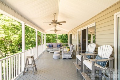 Gorgeous lake front home situated on 200 feet of shoreline - photo 20