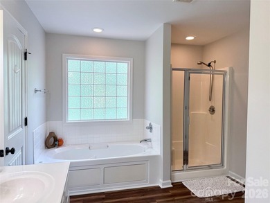 Gorgeous lake front home situated on 200 feet of shoreline - photo 25