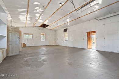 Unparalleled opportunity awaits visionary investors and - photo 32