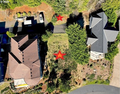 This lot lies perched up on the hill where you would get that - photo 3