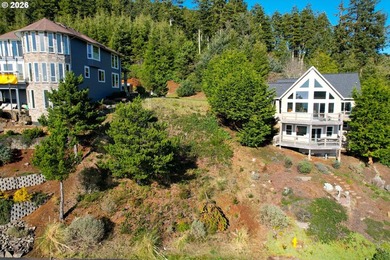 This lot lies perched up on the hill where you would get that - photo 8