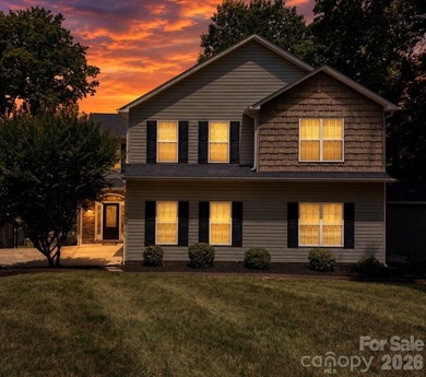 Gorgeous lake front home situated on 200 feet of shoreline - photo 39