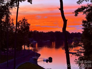 Gorgeous lake front home situated on 200 feet of shoreline - photo 42