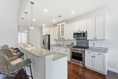 Beautifully maintained, lowcountry style, 4-bedroom, 4-bath home - photo 6