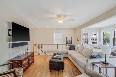 Ideally situated between the beach and bay in Long Beach's - photo 11
