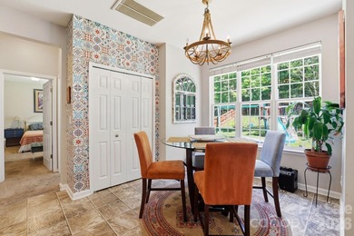 Welcome to this beautifully maintained, move-in ready home - photo 12