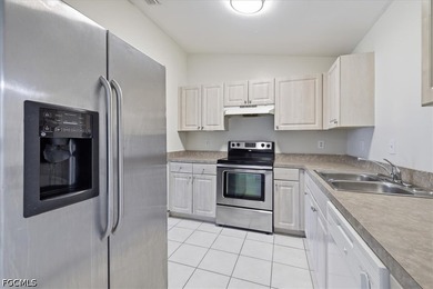 Excellent investment opportunity or owner-occupant option! This - photo 14