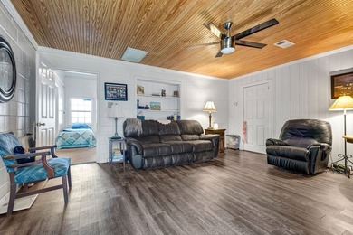 Step back in time and embrace a Lake Blackshear Legacy!This - photo 15