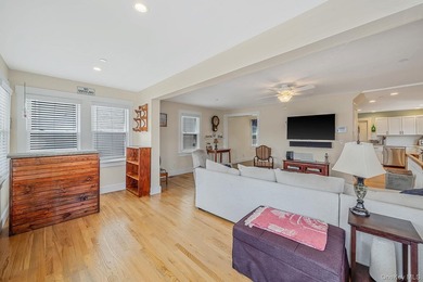Ideally situated between the beach and bay in Long Beach's - photo 15